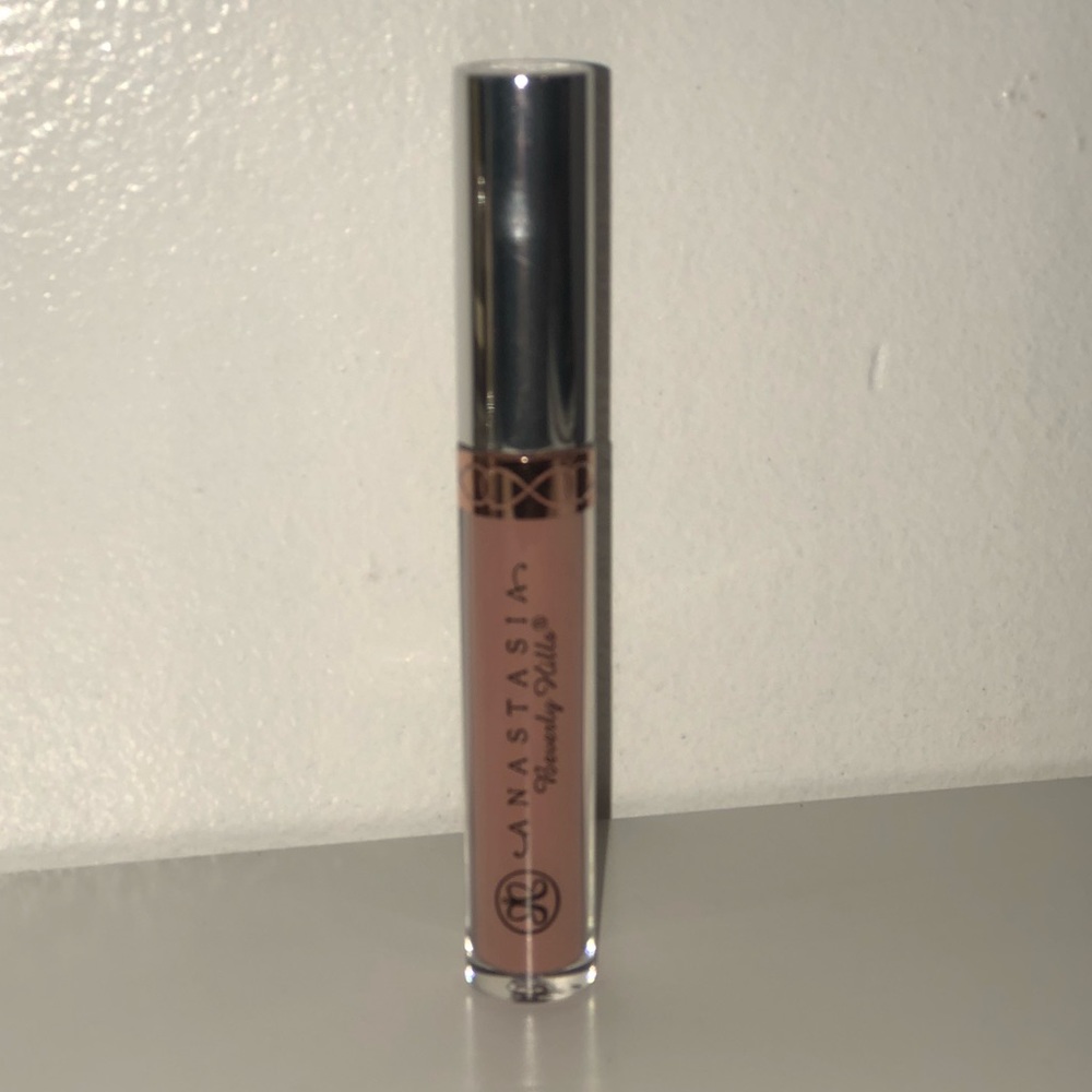Stripped ABH liquid lipstick